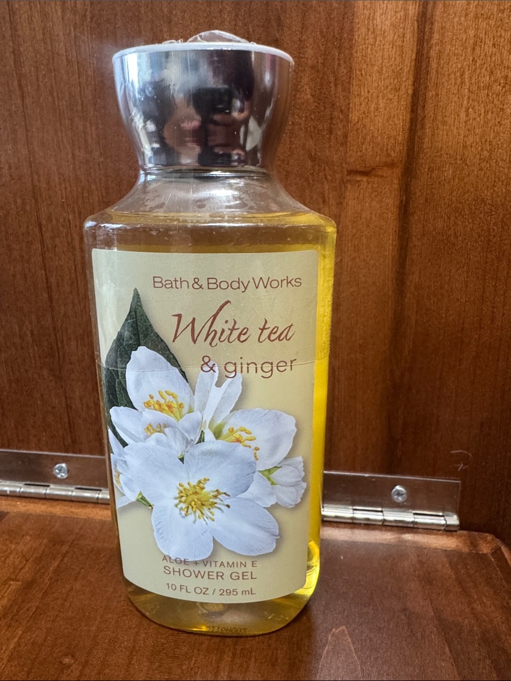 New Bath & Body Works White Tea & Ginger Shower Gel
